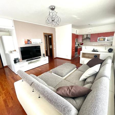 Elegant Apartment In Milan With Panoramic Terrace المظهر الخارجي الصورة
